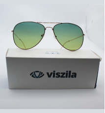 Viszila Classic Polarized Aviator Sunglasses For Men/Women - Premium Womens Shades. Fashion Gold Metal Frame & Gradient Lens (BLUE)