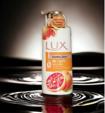 LUX Body Wash Healthy Glow Energising Grape Fruit Fragrance - 500ml